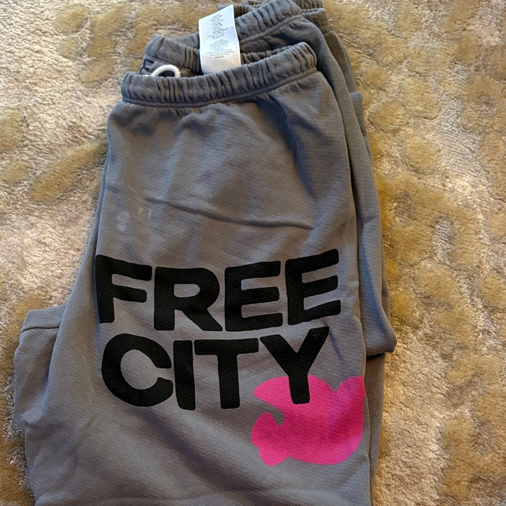 Freecity Gray Pants with Pink Logo